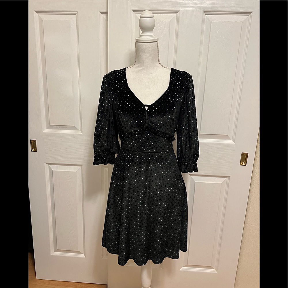 COLLECTIVE CONCEPTS - NWT Dot Print Velvet Minidress, Size Small